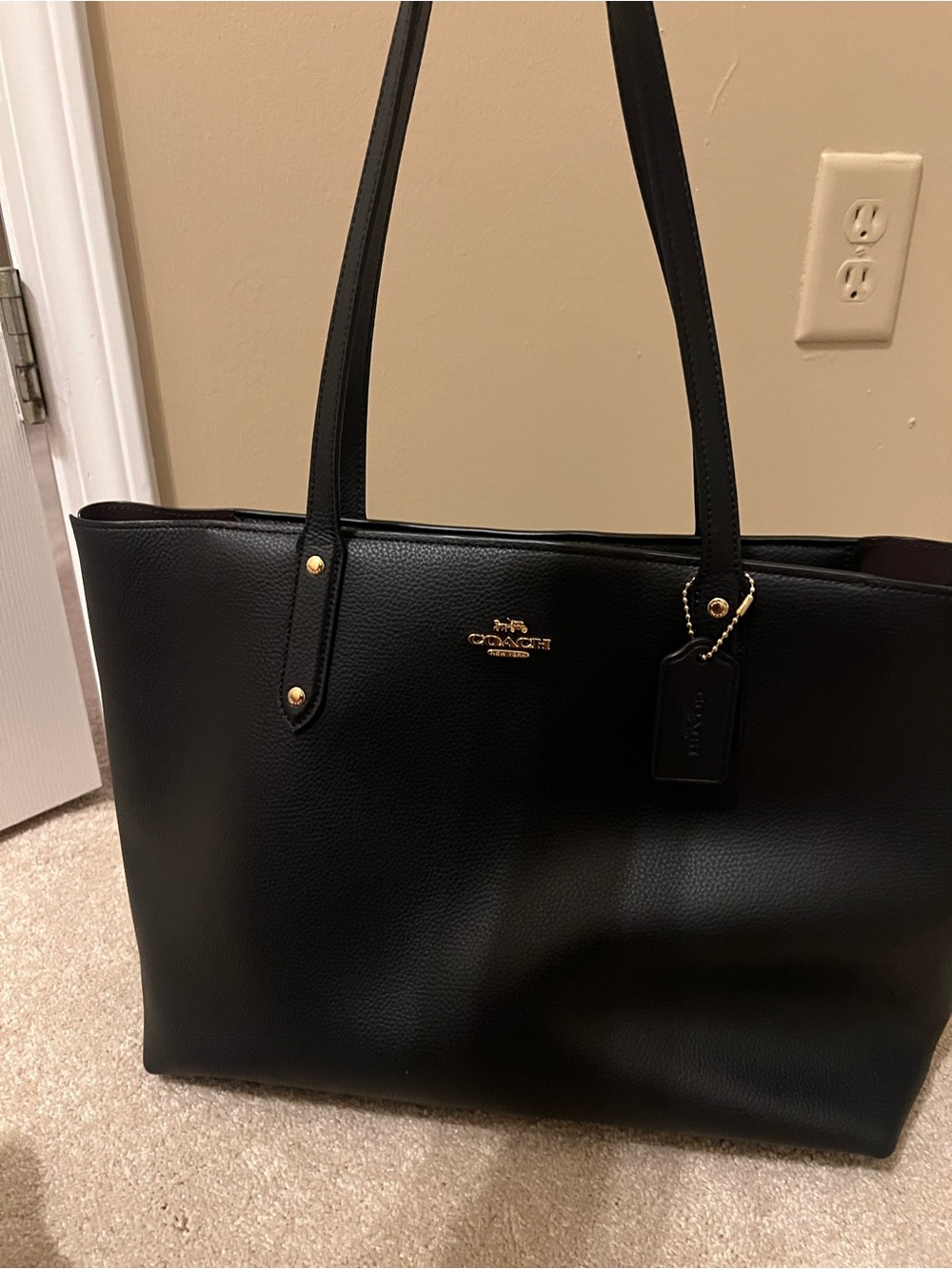 Coach Black Pebbled Leather Tote with Gold Hardware - Picture 8 of 9